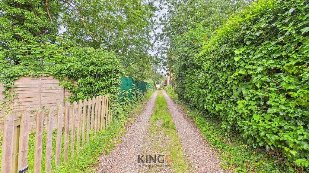 Additional image 17 of Station Road, Digswell, AL6