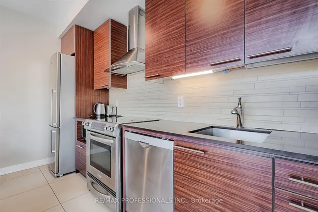 Additional image 8 of 3 Market St Unit 404