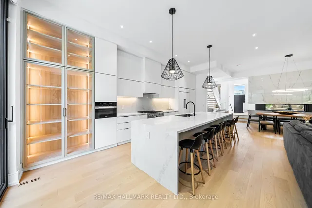 Additional image 15 of 22 Divadale Dr