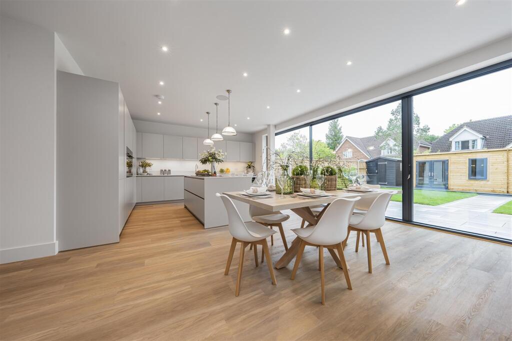 Additional image 17 of Bucknalls Drive, Bricket Wood, St. Albans