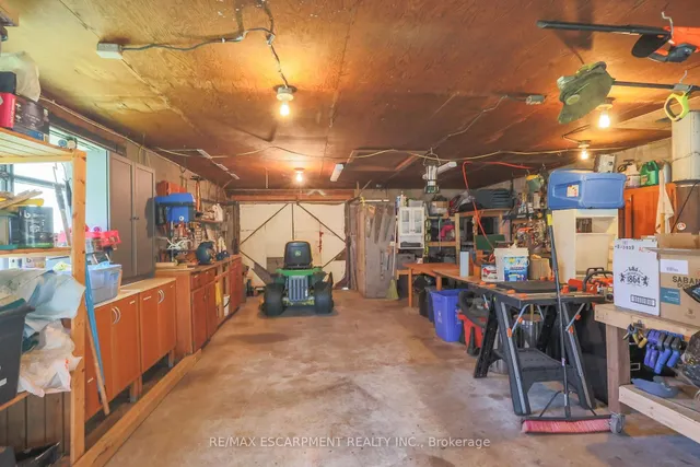 Additional image 28 of 585 Fletcher Rd