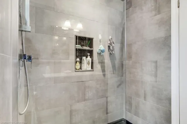 Additional image 20 of 31 Fern Pl