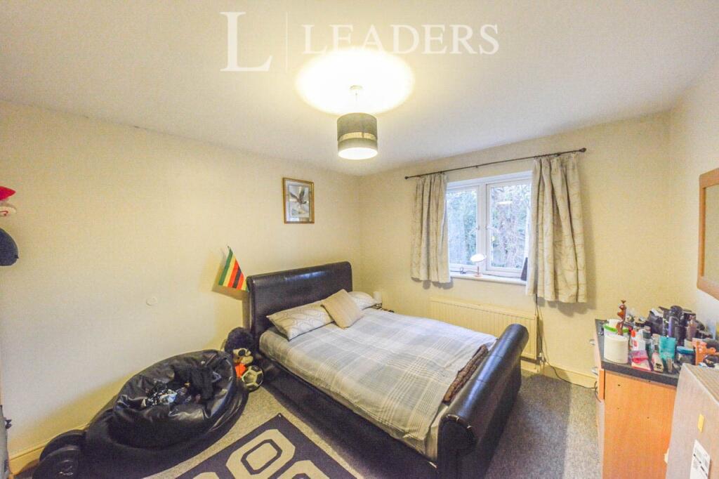 Additional image 4 of Marshalls Court