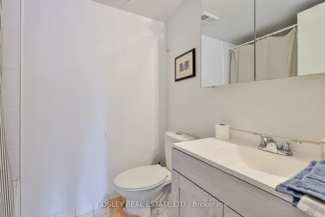 Additional image 18 of 1001 Bay St Unit 1008