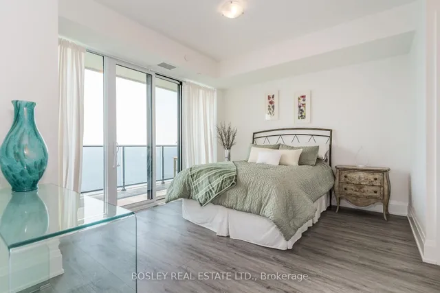 Additional image 32 of 70 Annie Craig Dr Unit 5104