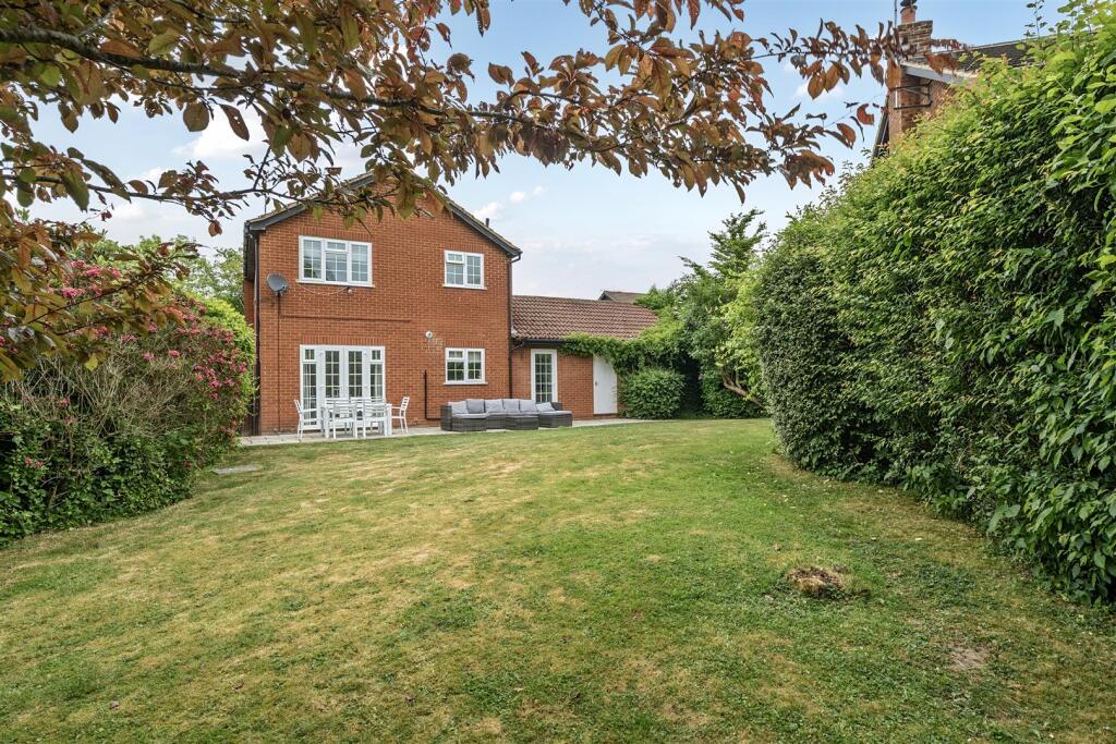 Additional image 17 of Woodlands, Brookmans Park, Hatfield