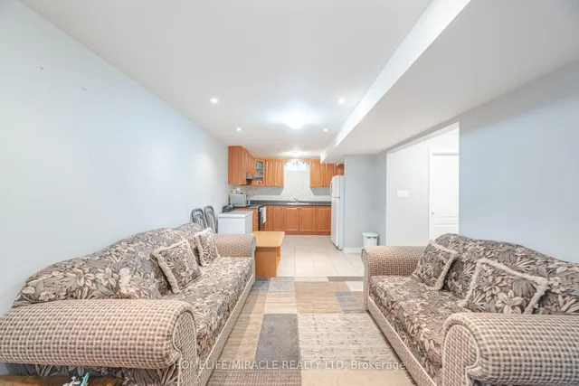 Additional image 45 of 3 Catchfly Cres