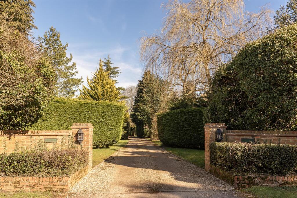 Additional image 10 of Holly Lane, Harpenden