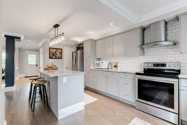 Additional image 18 of 54 Flamboro St