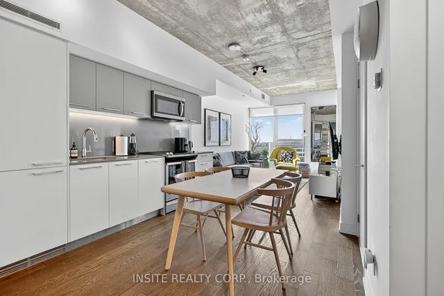 Additional image 10 of 15 Baseball Pl Unit 806