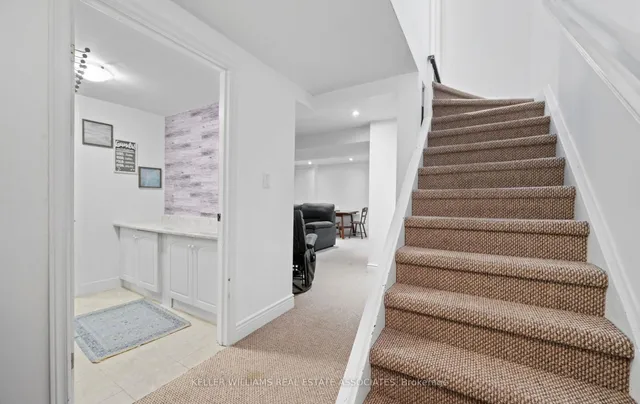 Additional image 24 of 6433 Charing Dr Unit 34