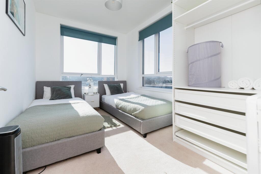 Additional image 15 of Town Centre, Hatfield