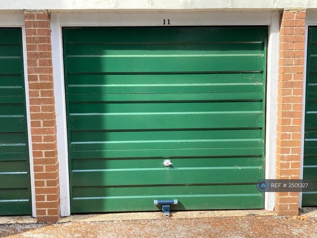 Additional image 23 of Hillside Road, St. Albans, AL1