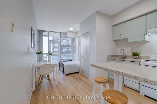 Additional image 5 of 2464 Weston Rd Unit 908