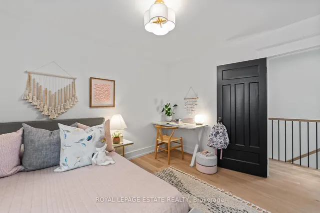 Additional image 29 of 160 Silver Birch Ave