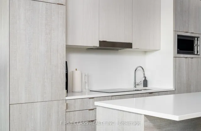 Additional image 12 of 21 Lawren Harris Sq Unit 416