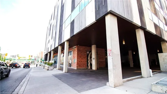 Additional image 19 of 60 Frederick St Unit 3414