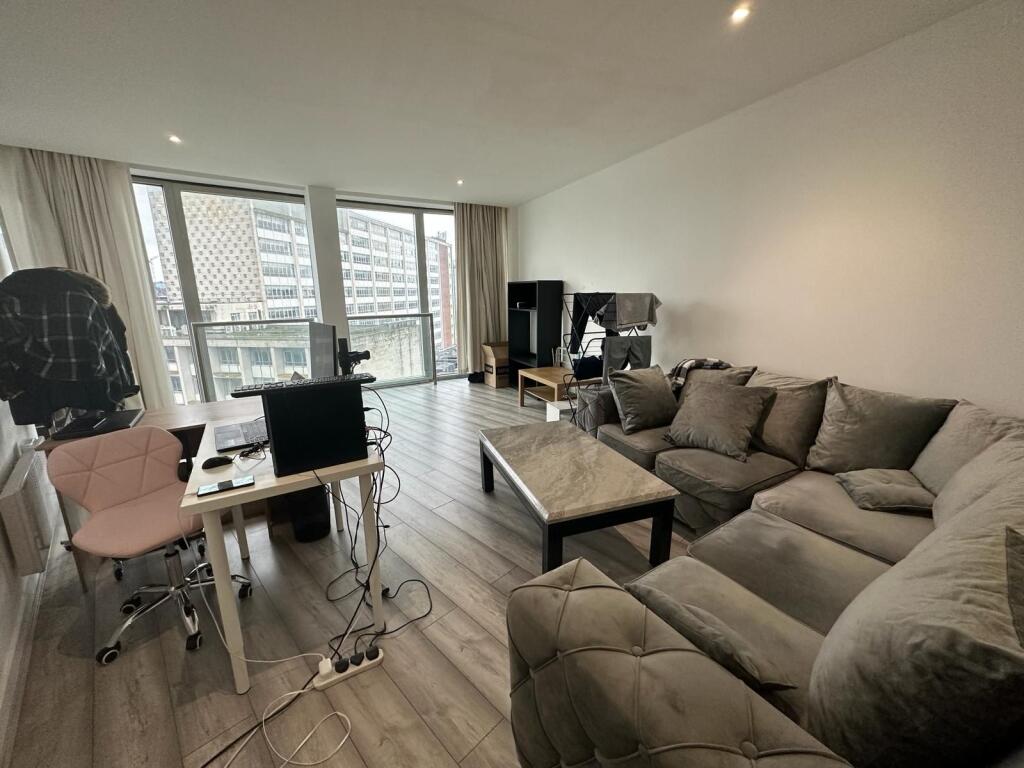 Additional image 12 of Apartment , The Rotunda,  New Street, Birmingham