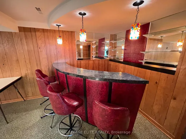 Additional image 5 of 3277 CARDROSS Rd