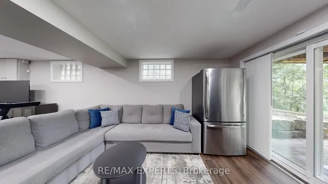 Additional image 30 of 105 Mercury Rd