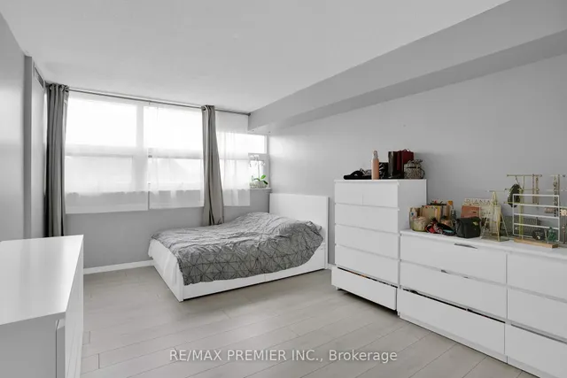 Additional image 20 of 8 Lisa St Unit 505