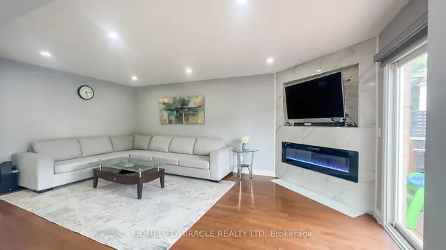 Additional image 11 of 52 Novella Pl