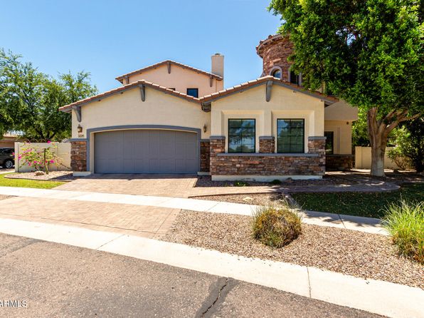 3229 E Mountain Village Cir, Phoenix, AZ 85042