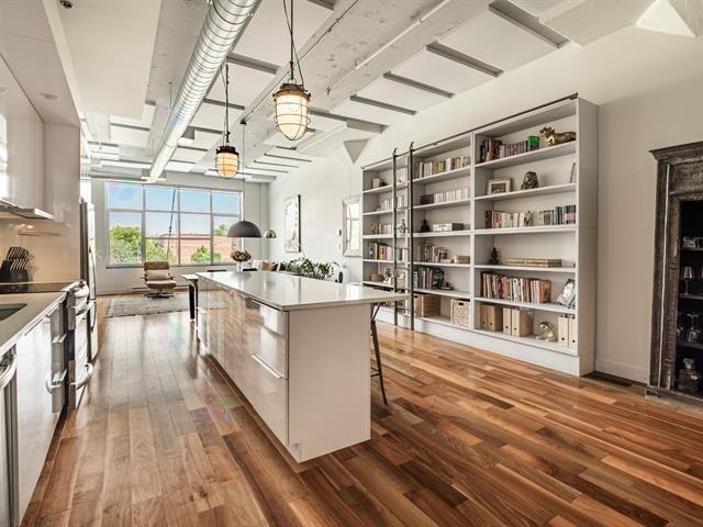 5265 Av. De Gaspé|#209|Montréal (Le Plateau-Mont-Royal), Quebec H2T2A1