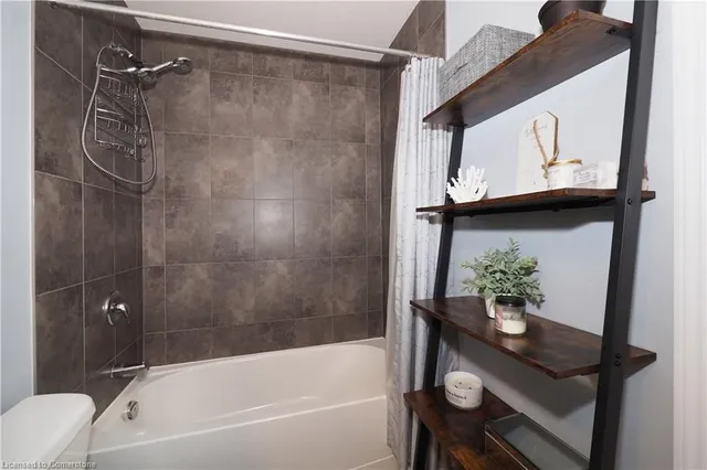 Additional image 26 of 1989 Ottawa St Unit 11