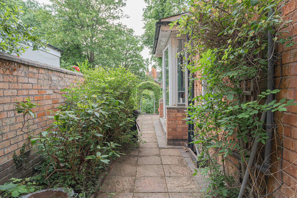 Additional image 32 of Endwood Court Road, Handsworth Wood