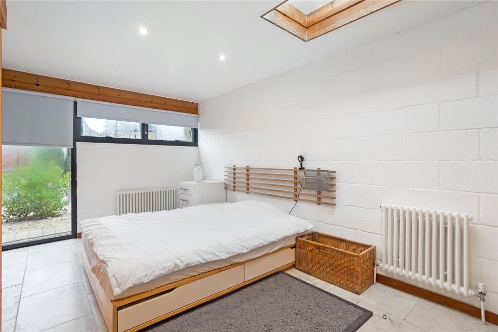 Additional image 15 of The Ryde, Hatfield, Hertfordshire, AL9