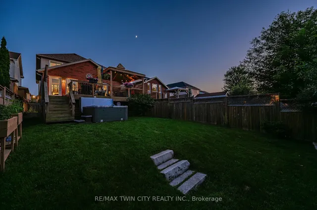 Additional image 50 of 68 Steepleridge St