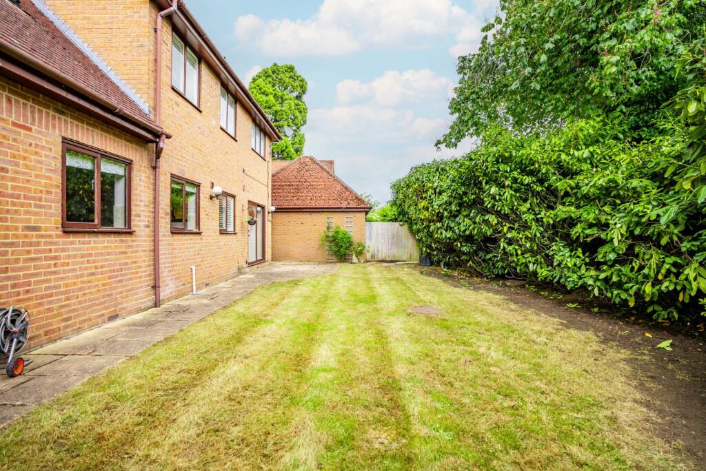 Additional image 13 of Brinklow Court, St. Albans, Hertfordshire, AL3