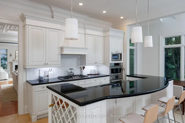 Additional image 12 of 23 Valecrest Dr