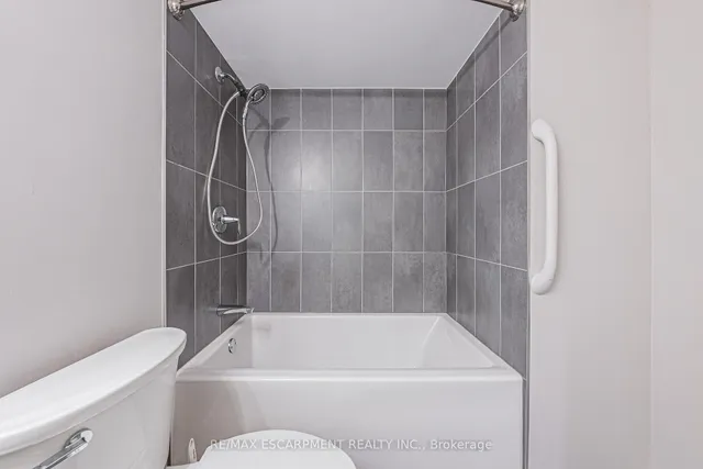 Additional image 27 of 150 WILSON St Unit 215