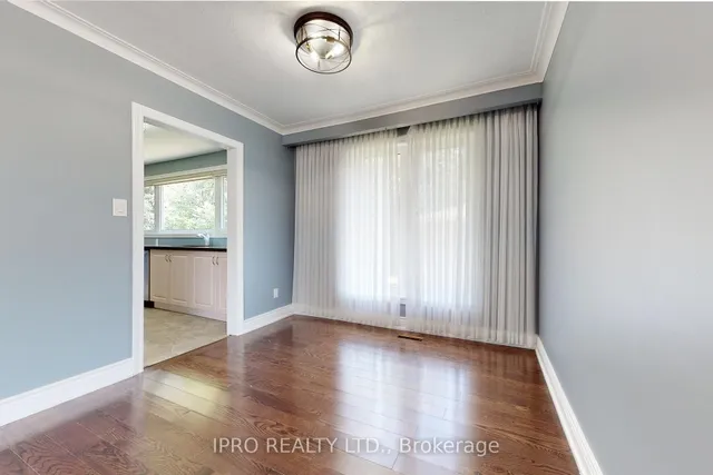 Additional image 7 of 22 Royal Doulton Dr