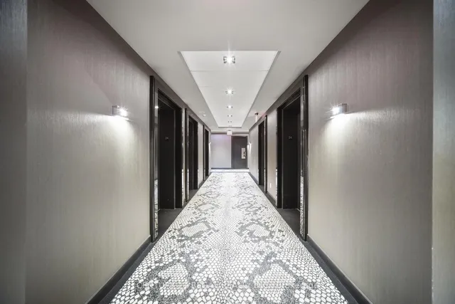 房产图片 11 - 多伦多圣玛丽街65号 Unit 2407