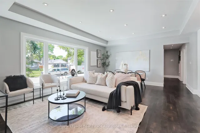 Additional image 5 of 4 Sabine Rd