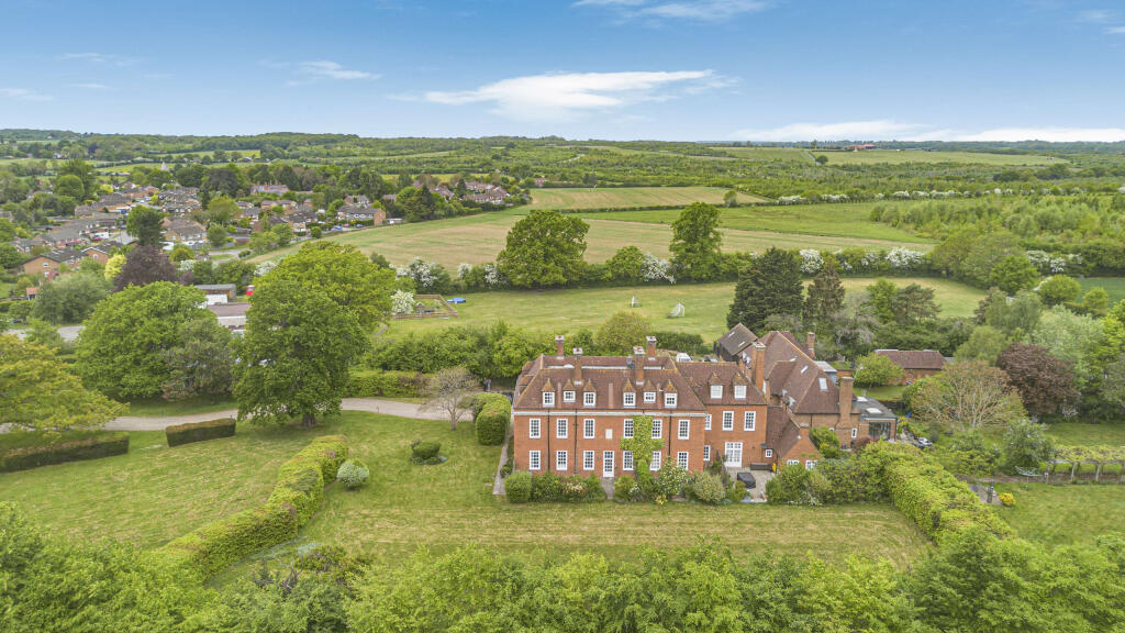 Additional image 18 of Fairshot Court, Woodcock Hill, Sandridge, St. Albans, Hertfordshire