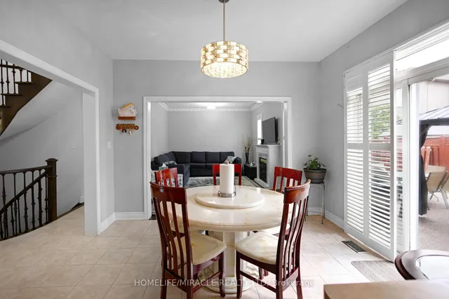 Additional image 15 of 24 Fauna Crt