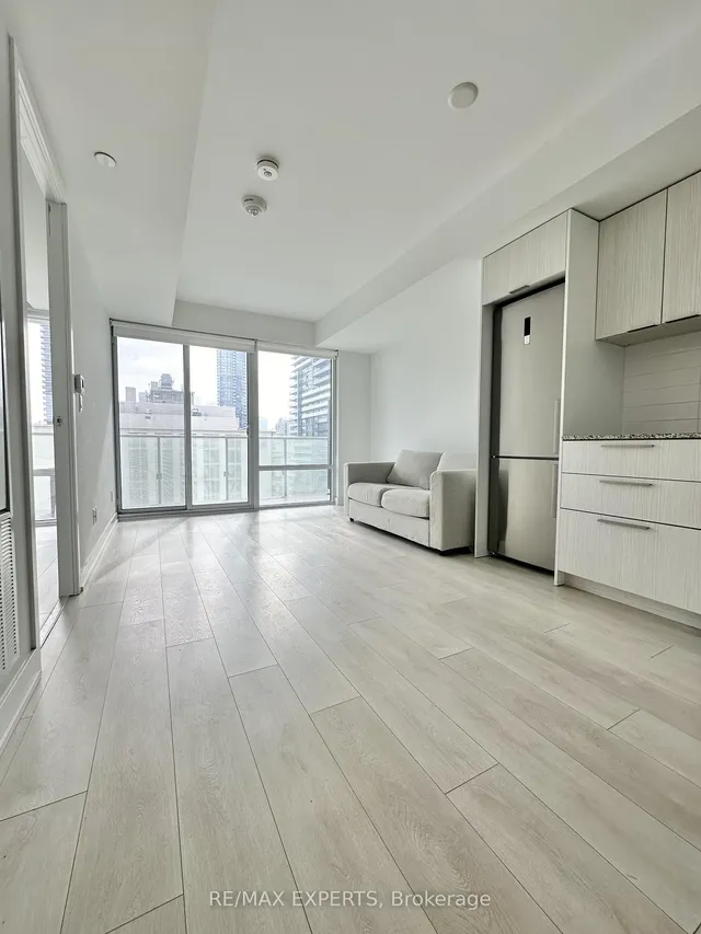 Additional image 5 of 501 Yonge St Unit 1310