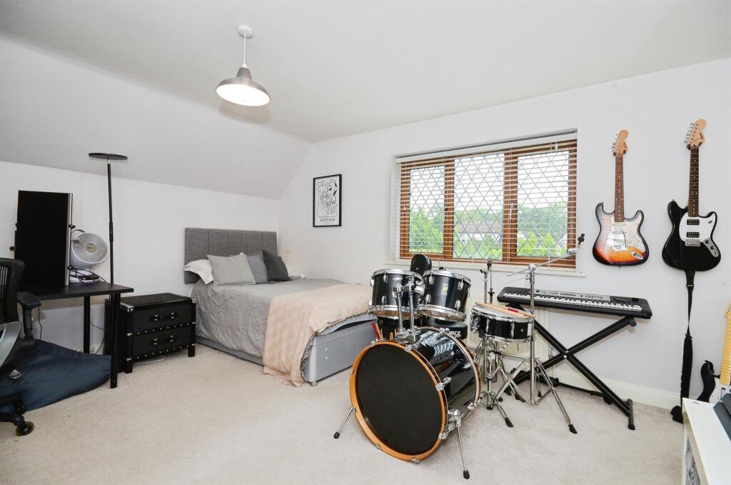 Additional image 12 of Enid Close, Bricket Wood, St. Albans