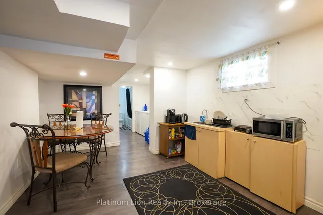 Additional image 16 of 29 Cameo Ave