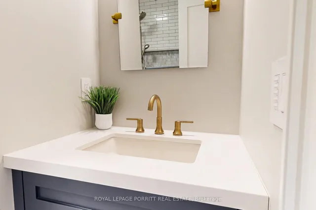 Additional image 20 of 10 Thirty First St