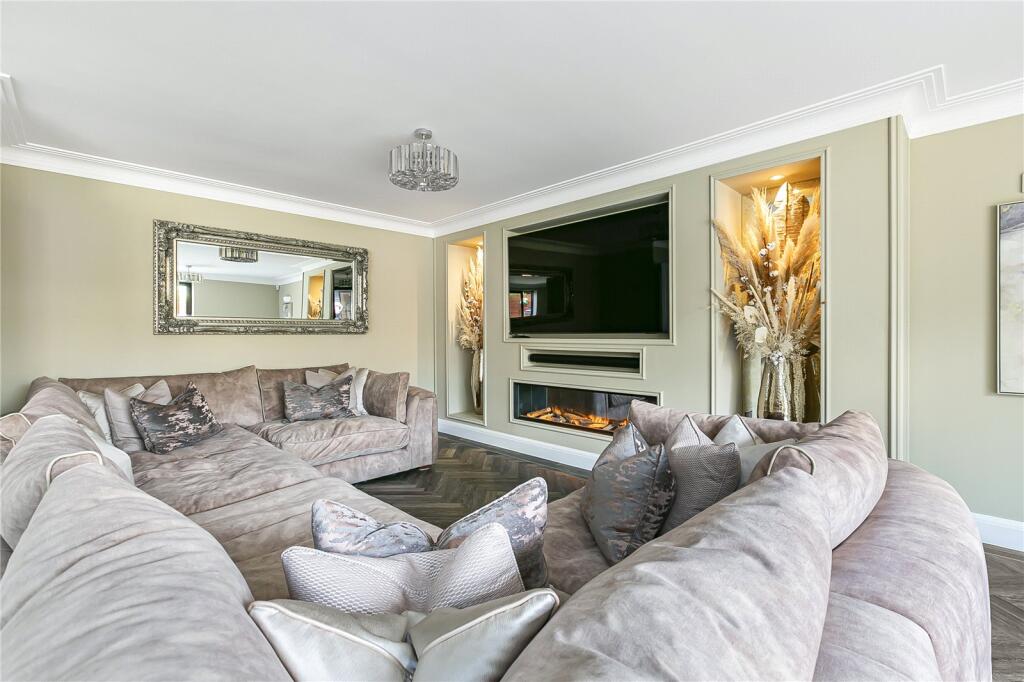 Additional image 6 of The Grove, Brookmans Park, Hertfordshire, AL9