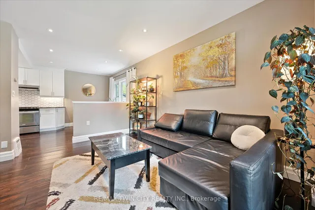 Additional image 9 of 66 Cherry St