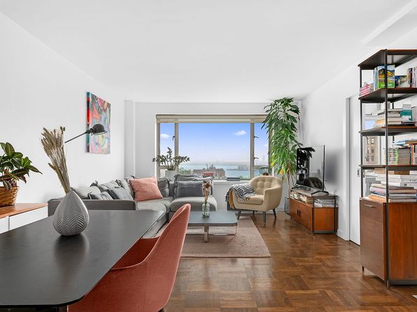 60 Remsen St APT 9A, Brooklyn, NY 11201