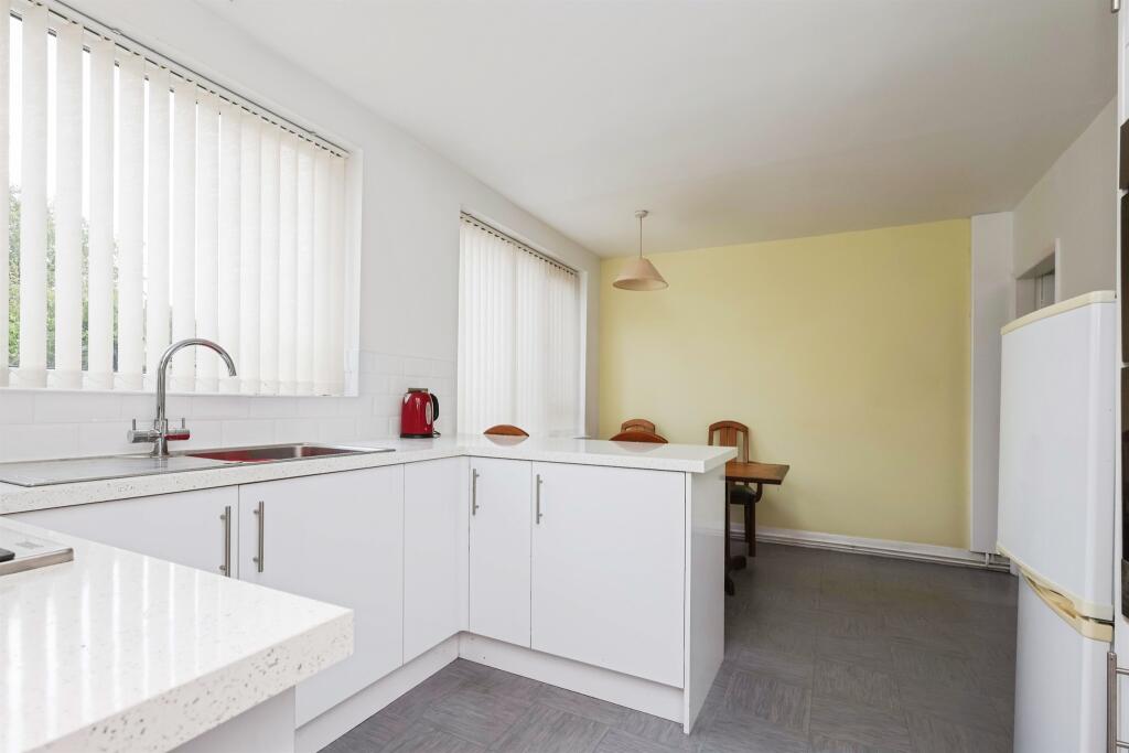 Additional image 3 of Bucklands End Lane, Birmingham