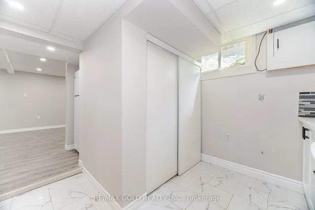 Additional image 28 of 212 Cedarwoods Cres