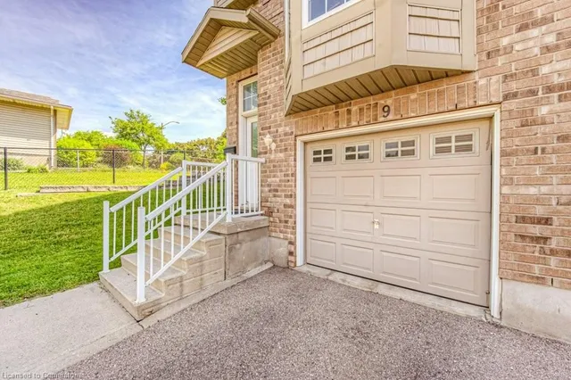 Additional image 4 of 975 Strasburg Rd Unit 9